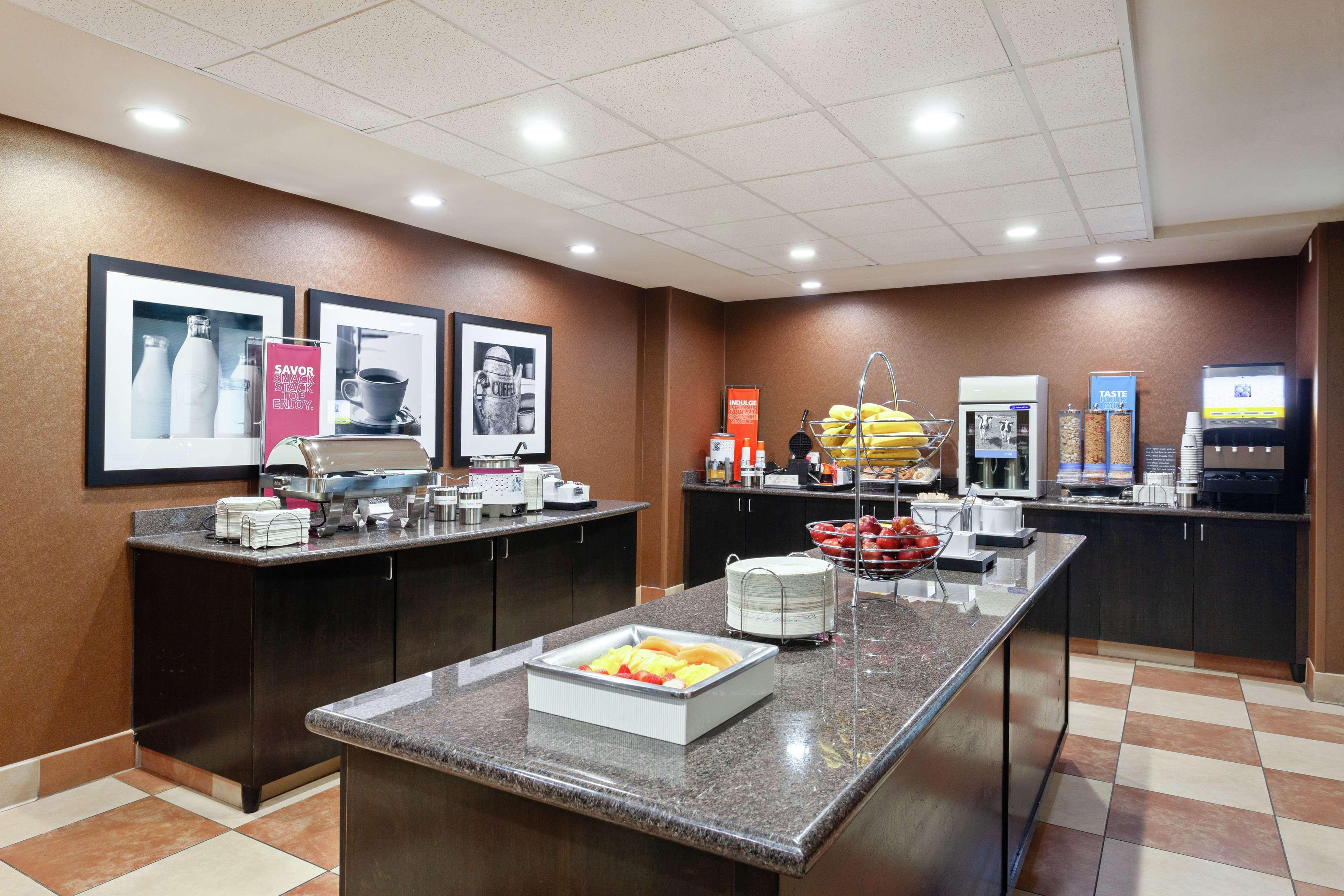 Hampton Inn & Suites Fresno - Northwest Herndon Εξωτερικό φωτογραφία