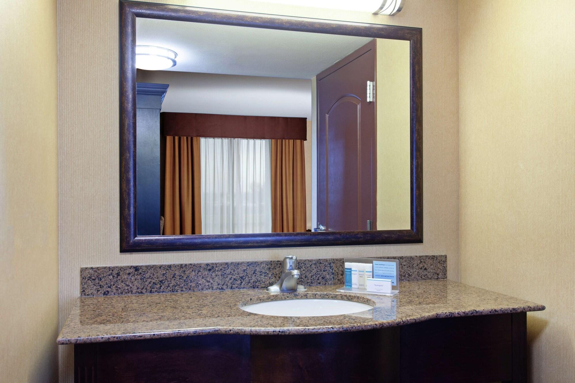 Hampton Inn & Suites Fresno - Northwest Herndon Εξωτερικό φωτογραφία